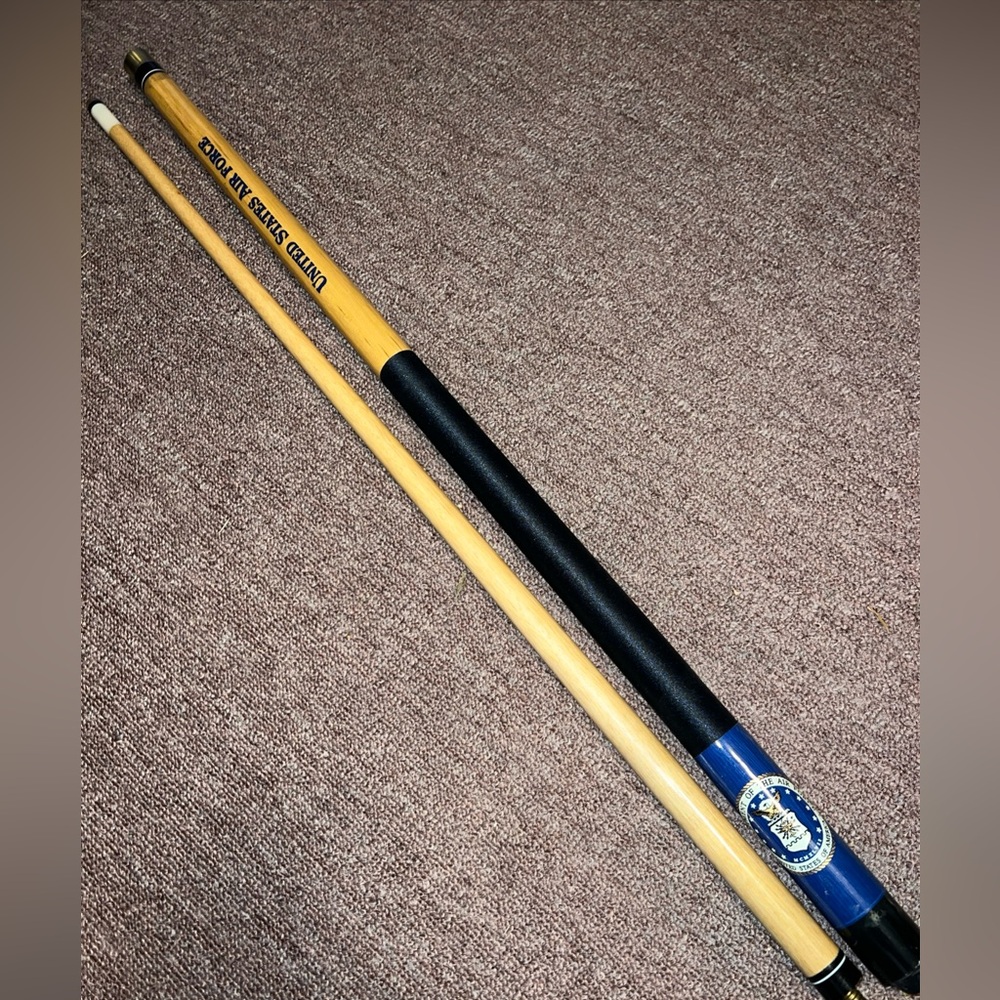 United States Air Force Pool Stick Cue 57" two piece  Department Of  Air Force